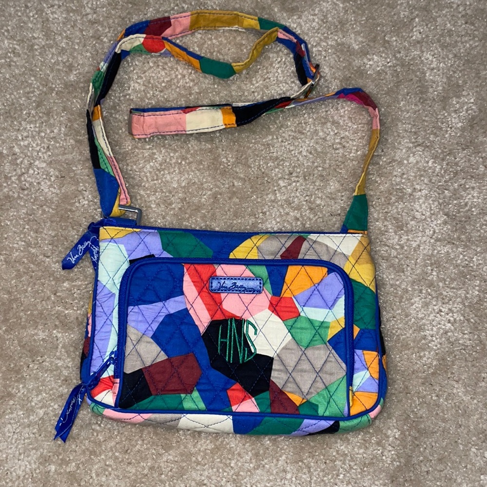 👛Vera Bradley multi colored geometric “Pop Art” crossbody purse